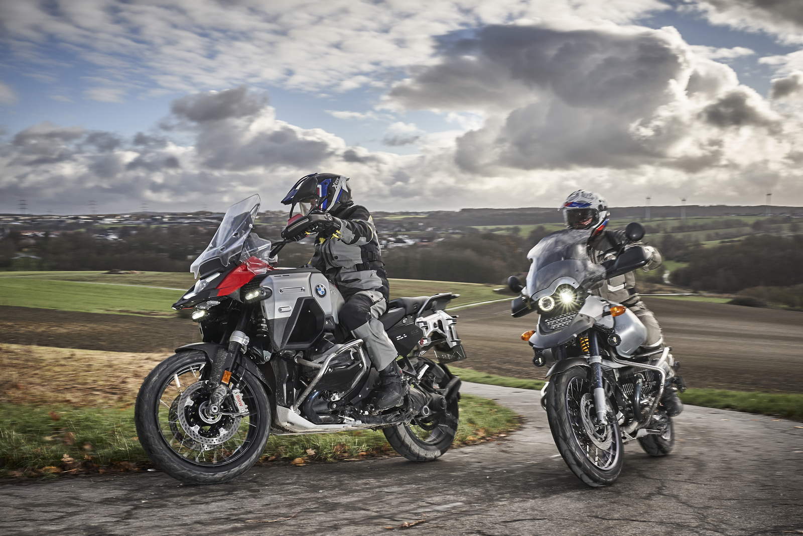 BMW R 1300 GS Adventure vs BMW 1150 GS Adventure